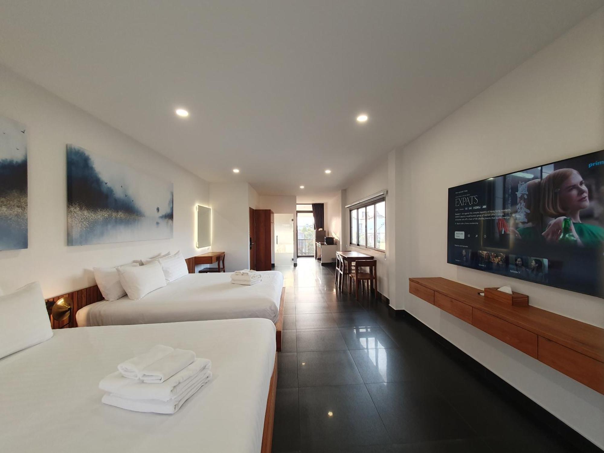 The Sila Suites - Intrawarorot Chiang Mai Exterior photo